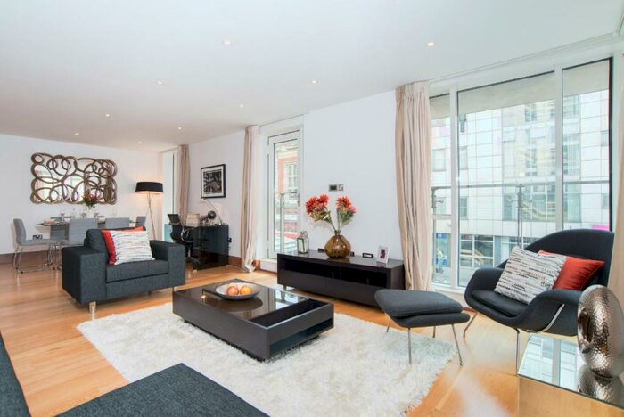3 Bedroom Apartment To Rent In Park View Residence, Baker Street, London, NW1