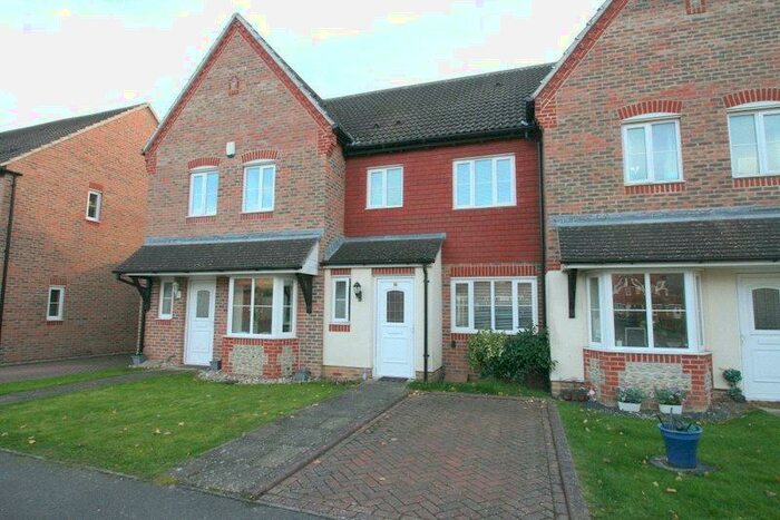 3 Bedroom Terraced House To Rent In Aspen Close, Littlehampton, West Sussex, BN17