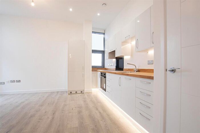 2 Bedroom Flat To Rent In Edinburgh Gate, Harlow, CM20