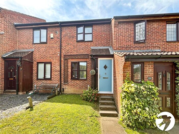 2 Bedroom Terraced House For Sale In The Head Race, Tovil, Kent, ME15