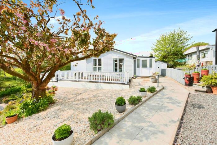 3 Bedroom Mobile/park Home For Sale In West Kilbride, KA23
