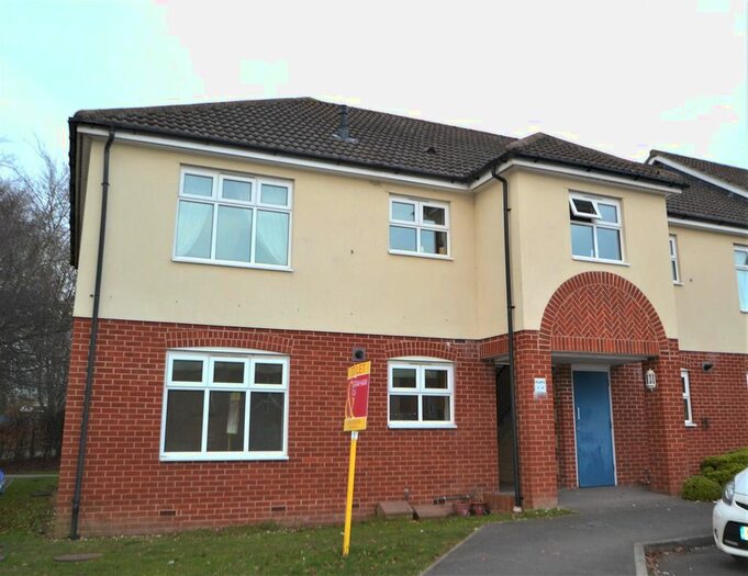 2 Bedroom Flat To Rent In Arnott Close, Tidworth SP9