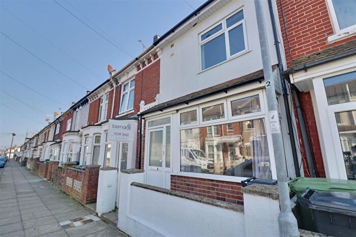 3 Bedroom Terraced House For Sale In Westbourne Road, Portsmouth, PO2
