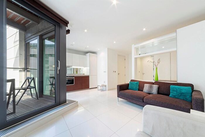 Flat To Rent In Baltimore Wharf, Canary Wharf, E14