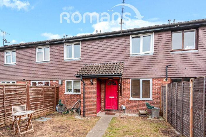 2 Bedroom House To Rent In Fallowfield, Yateley, Hampshire, GU46