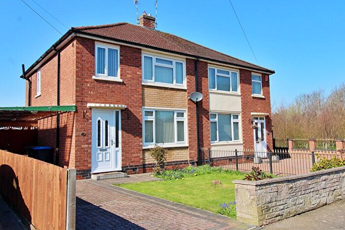 3 Bedroom Semi Detached House For Sale In Hoods Way, Bilton, Rugby, CV22