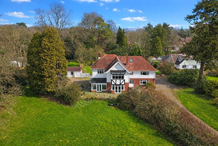 8 Bedroom Detached House For Sale In Garden Road, Burley, Ringwood, BH24