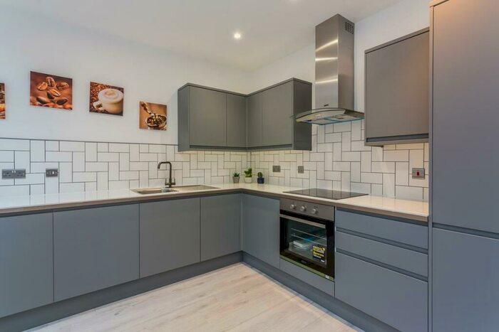 2 Bedroom Apartment To Rent In Suffolk House, HU1