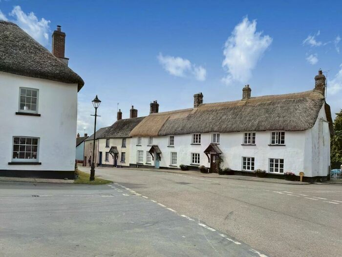 2 Bedroom Semi-Detached House For Sale In Lukes Farm, Sheepwash, EX21