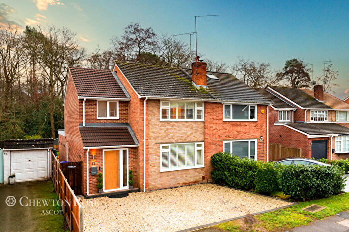 3 Bedroom Semi-Detached House For Sale In Prince Andrew Way, Ascot, SL5