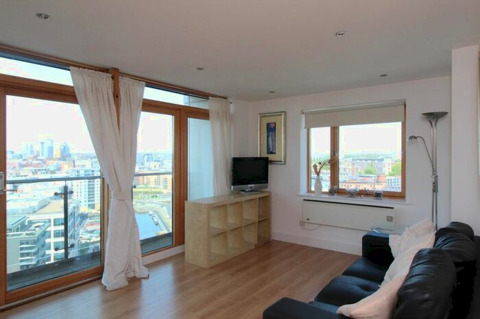 2 Bedroom Flat To Rent In The Boulevard, Leeds, West Yorkshire, Uk, LS10