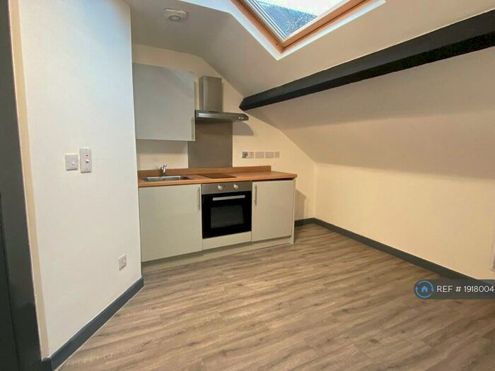 Studio To Rent In Orchard Centre, Sheffield, S1