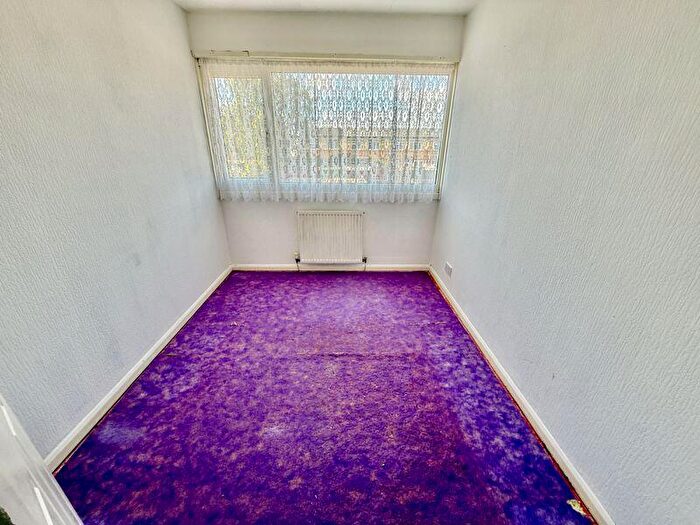 3 Bedroom Terraced House For Sale In Turnhouse Road, Castle Vale, Birmingham, B35