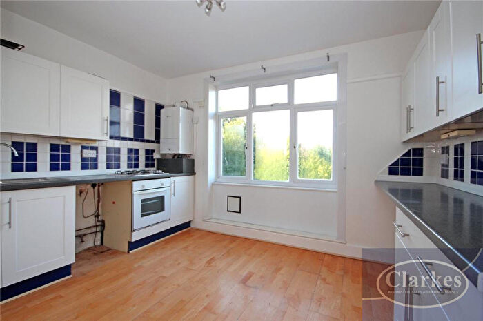 2 Bedroom Flat To Rent In Upper Flat Norton Road, Talbot Park, Bournemouth, Dorset, BH9