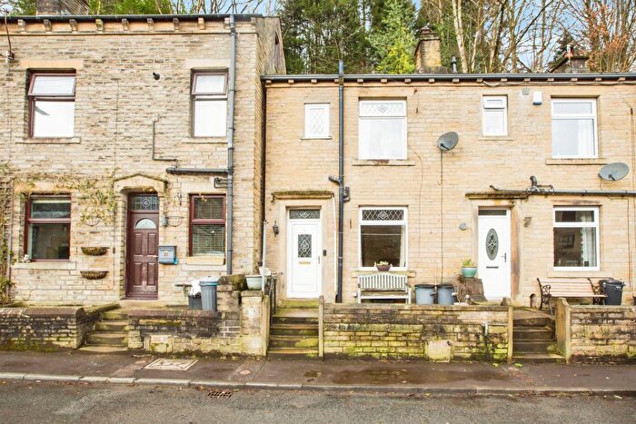 2 Bedroom Terraced House For Sale In Spring Bank, Luddenden, HX2