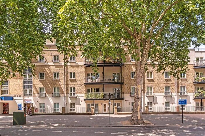 2 Bedroom Flat For Sale In Kennington Road, Kennington, SE11