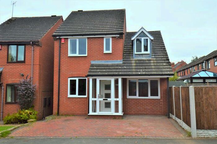 3 Bedroom House To Rent In Greenwood Close, Kings Heath, B14