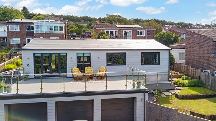 3 Bedroom Detached Bungalow For Sale In Bells Place, Cinderford, Gloucestershire., GL14