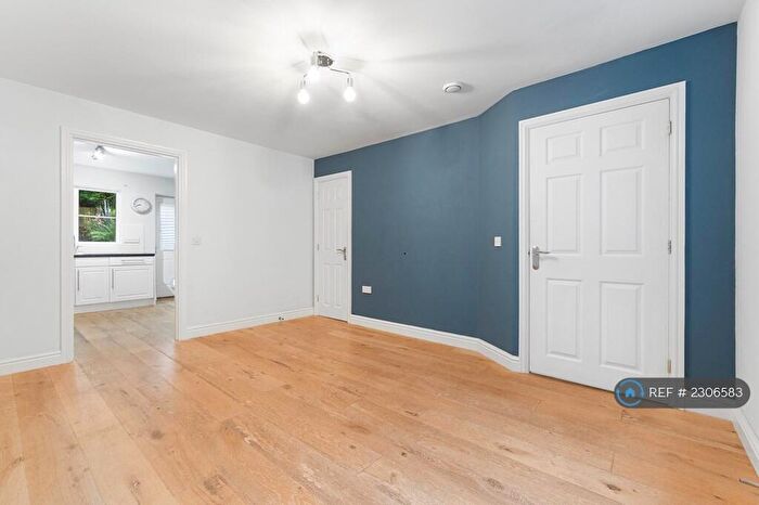 3 Bedroom End Of Terrace House To Rent In Flax Meadow Lane, Axminster, EX13