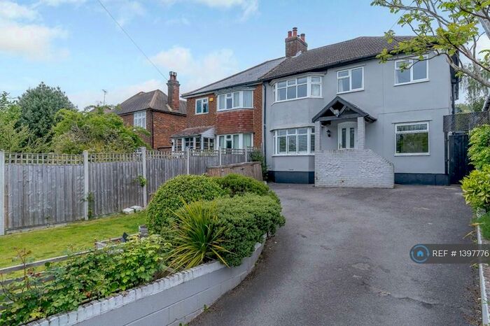 4 Bedroom Semi-Detached House To Rent In Chequers Hill, Amersham, HP7