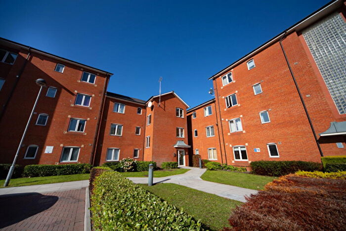 2 Bedroom Apartment For Sale In Longueil Close, Cardiff, CF10