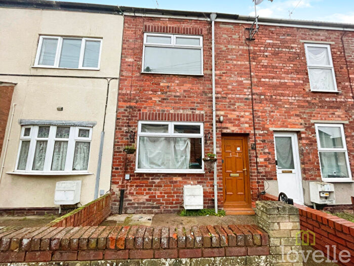 2 Bedroom Terraced House For Sale In Stanley Street, Gainsborough, DN21
