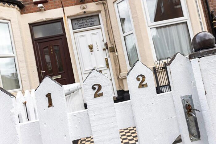 8 Bedroom Property To Rent In Rooms To Rent - Portland Road, NG7