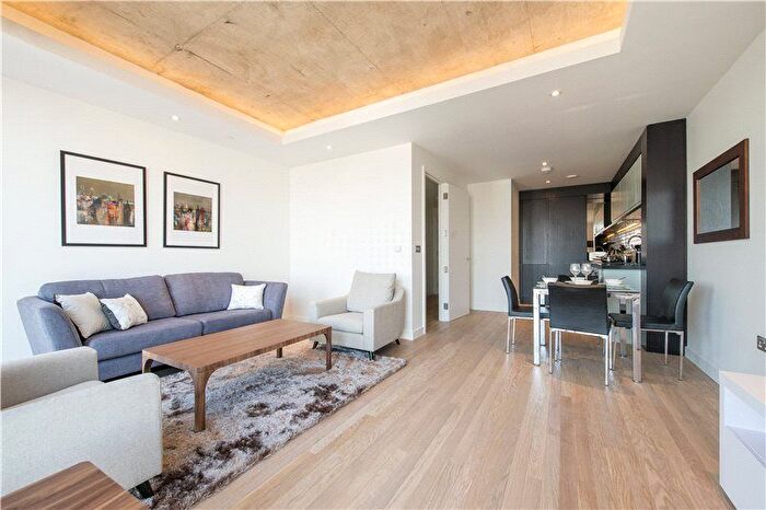 2 Bedroom Flat To Rent In Park Vista Tower, Wapping Lane, Wapping, London, E1W