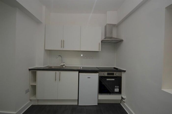 Studio To Rent In High Street, Kettering, NN14