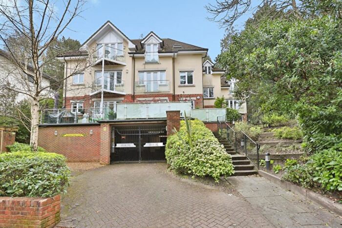 2 Bedroom Flat For Sale In Surrey Road, Bournemouth, Dorset, BH4
