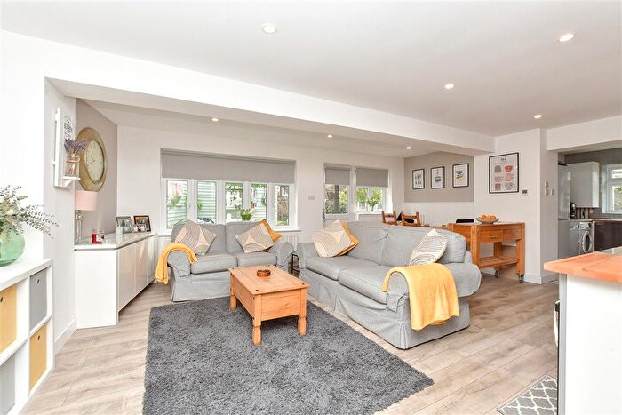 3 Bedroom End Terrace House For Sale In Brice Road, Higham, Rochester, Kent, ME3