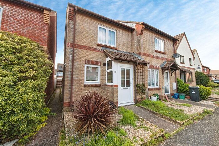 2 Bedroom End Of Terrace House For Sale In The Cricketers, Axminster, EX13