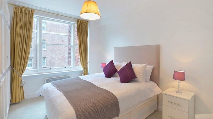 1 Bedroom Flat To Rent In Hill Street, Mayfair, W1J