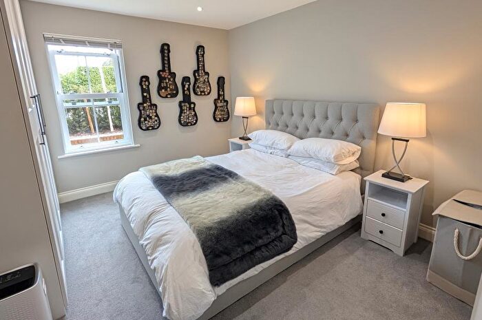 2 Bedroom Apartment To Rent In Woking, Surrey, GU22