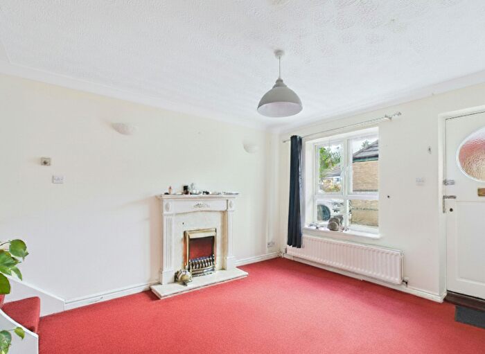 2 Bedroom End Of Terrace House To Rent In Weston Park Avenue, Burton-On-Trent, DE14