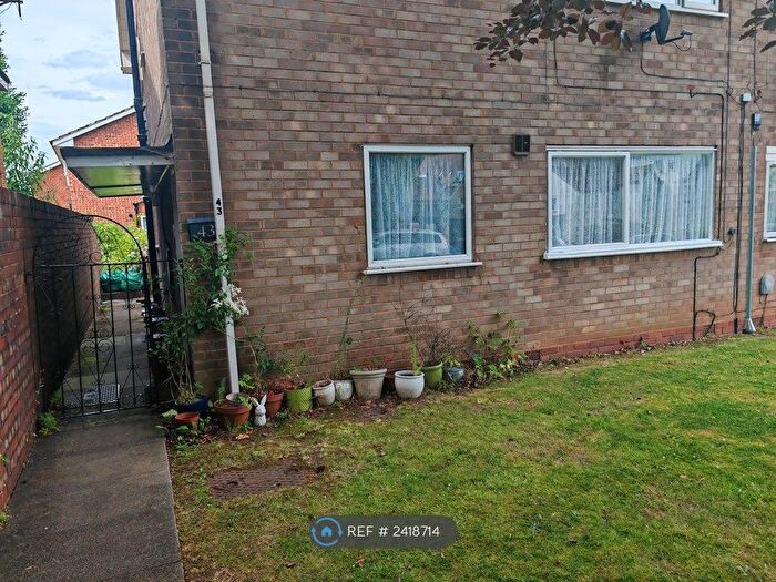 2 Bedroom Flat To Rent In Moseley, Birmingham, B13