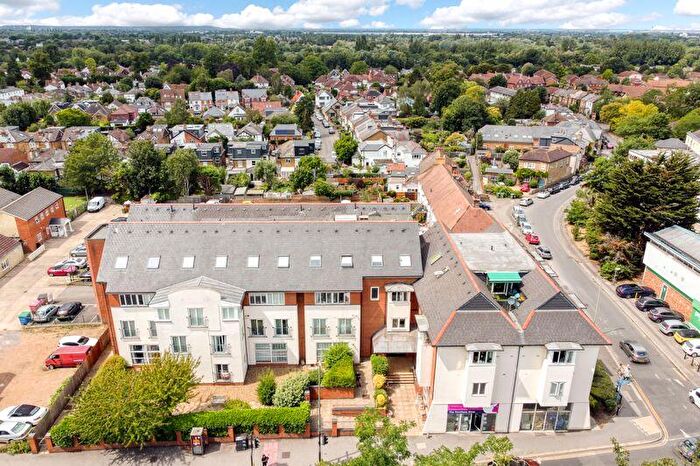 2 Bedroom Flat For Sale In Church Street, Walton-On-Thames, KT12