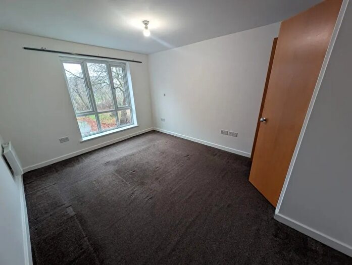 1 Bedroom Flat To Rent In St. Georges Way, London, SE15