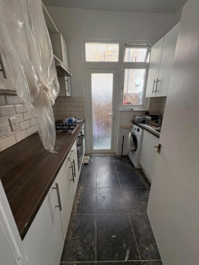 3 Bedroom Terraced House To Rent In Mildmay Road, Ilford, Redbridge, IG1