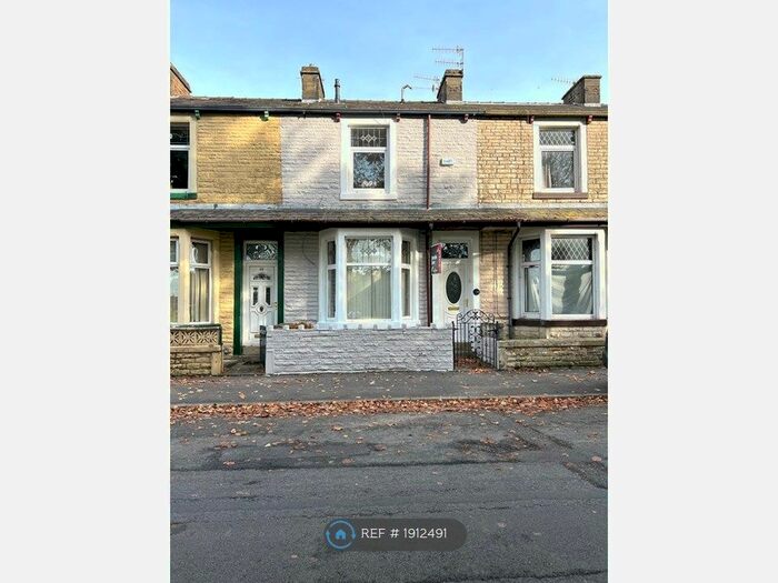 3 Bedroom Terraced House To Rent In Mitella Street, Burnley, BB10