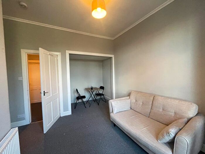 1 Bedroom Flat To Rent In Cramond Terrace, Budhill, Glasgow, G32