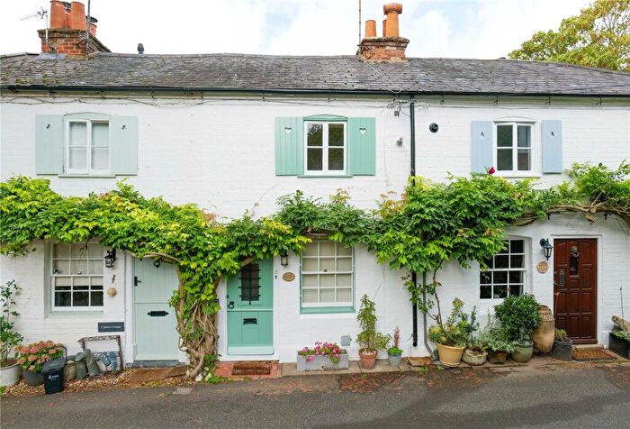 2 Bedroom Terraced House To Rent In Queens Cottages, Backsideans, Wargrave, Berkshire, RG10
