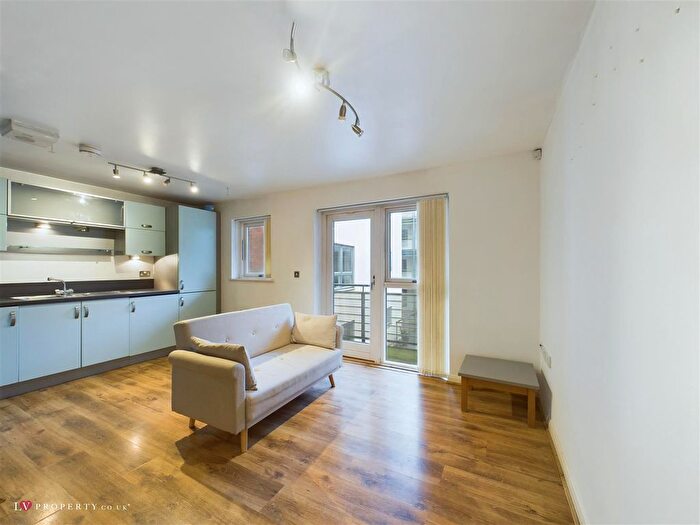 1 Bedroom Flat For Sale In Arthur Place, Birmingham, B1