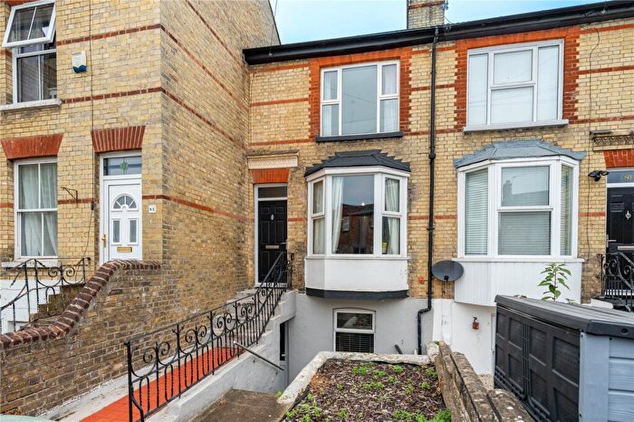 4 Bedroom Terraced House For Sale In Hartnup Street, Maidstone, ME16