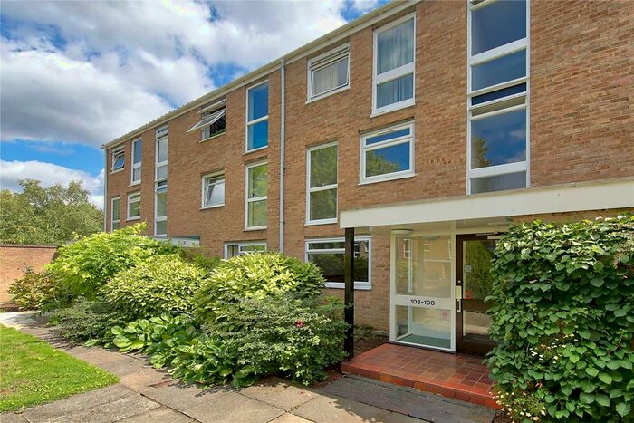 1 Bedroom Flat To Rent In Harrowdene Gardens, Teddington, TW11