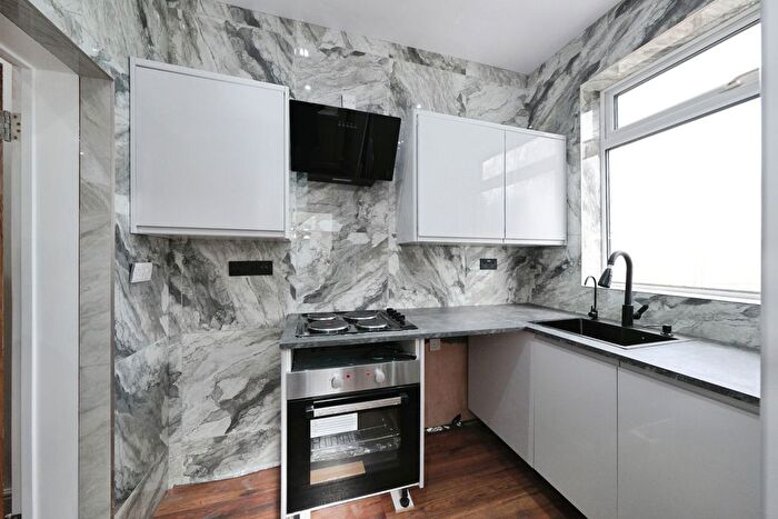 2 Bedroom Property To Rent In Scarsdale Street, Bolsover, Chesterfield, S44