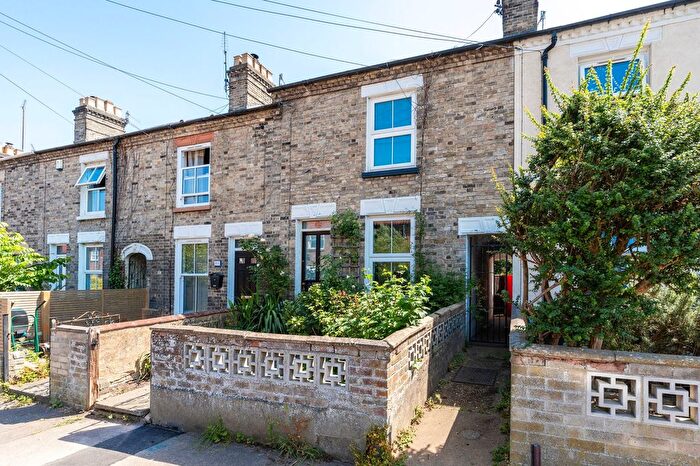 2 Bedroom Terraced House For Sale In Helena Road, Norwich, NR2