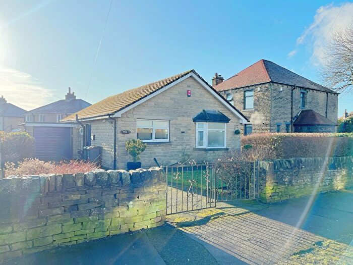 2 Bedroom Bungalow For Sale In Reevy Road, Wibsey, Bradford, BD6