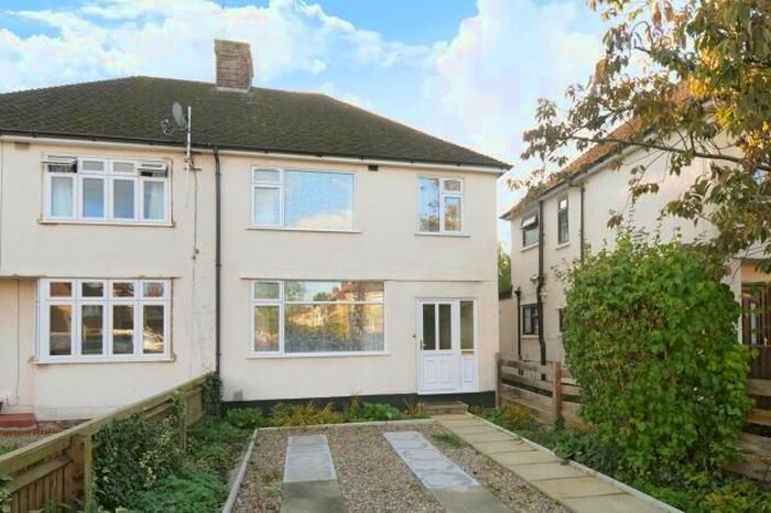 3 Bedroom Semi-Detached House To Rent In Cowley, Oxford, OX1