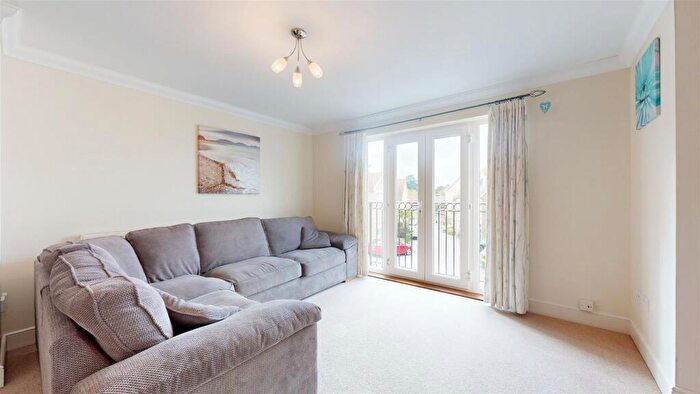 2 Bedroom Apartment To Rent In Doulton Close, Weymouth, DT4